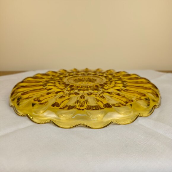 Vintage Amber Glass Serving Plate, 10" Likely Indiana Glass, Sunburst Pattern - Picture 9 of 9